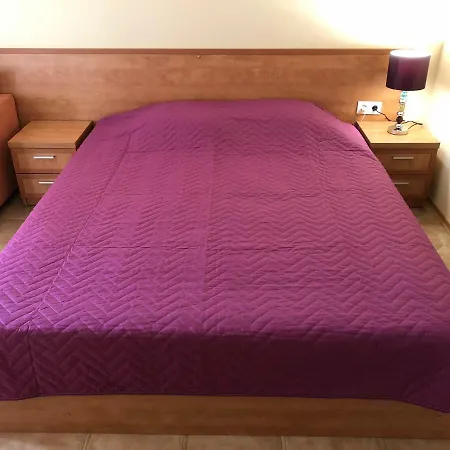 Plaza * ساني بيتش