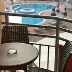 Plaza アパート サニービーチ