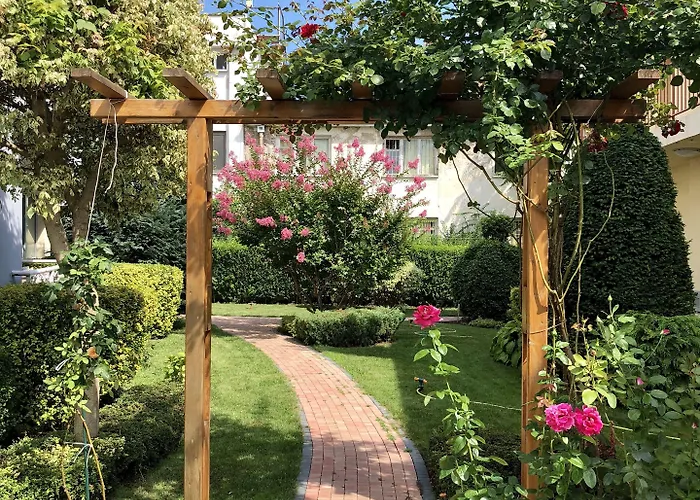 Plaza アパート *