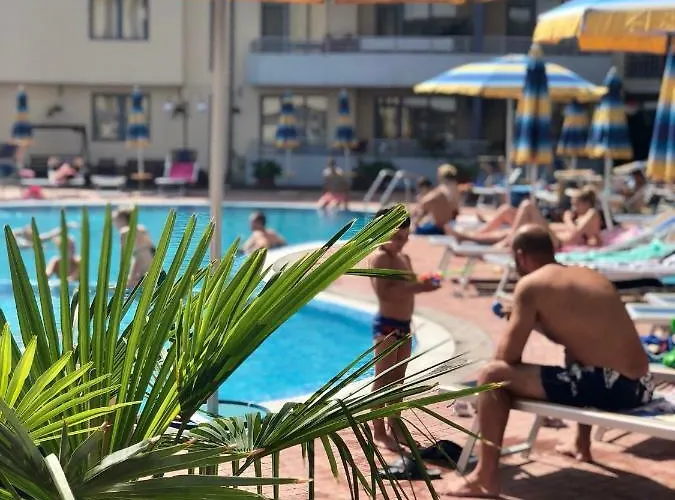 Central Plaza Studio 아파트 *